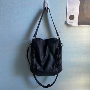 Medium Sized Black Leather Shoulder Bag